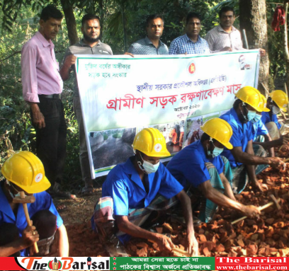 পটুয়াখালীতে এলজিইডি’র গ্রামীণ সড়ক রক্ষণাবেক্ষণ মাসের উদ্বোধন