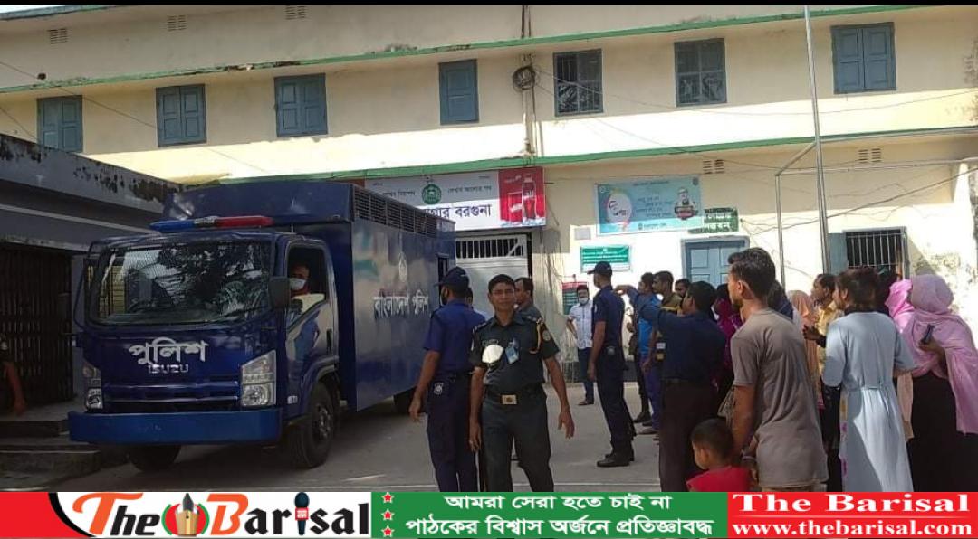 বরগুনা থেকে বরিশাল কারাগারে রিফাত হত্যার ফাঁসির আসামিরা
