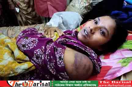 পটুয়াখালীতে চার মাসের  অন্তঃস্বত্ত্বা স্ত্রীকে শিকল দিয়ে বেঁেধ নির্যাতন
