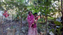গলাচিপায় এক সন্তানের জননীর অসহায় বসবাস