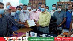 পটুয়াখালীতে স্বাস্থ্য পরিদর্শক ও স্বাস্থ্য সহকারীদের স্মারকলিপি পেশ