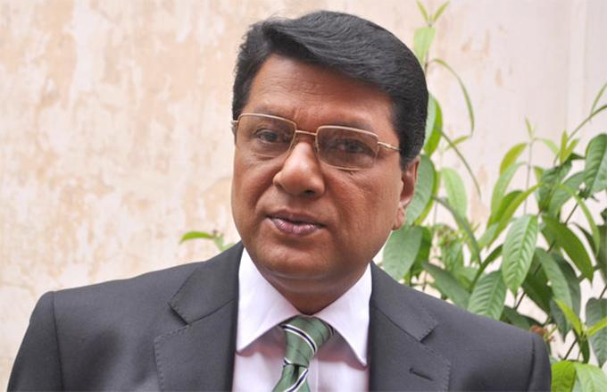 দ্বিতীয় ডোজ নেয়ার চার দিনের মাথায় করোনা আক্রান্ত আলমগীর