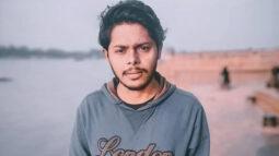 মোবাইলে কথা বলার সময় ছাদ থেকে পড়ে বিএম কলেজের ছাত্রের মৃত্যু