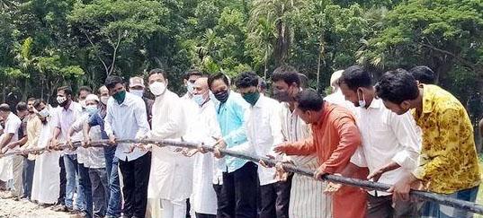 স্বাধীনতার ৫০ বছর পর বিদ্যুৎ পাচ্ছে বরিশালের তিন ইউনিয়নের মানুষ