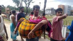কলাপাড়ায় আনসার ব্যাটালিয়ান ও স্থানীয়দের সাথে হামলা পাল্টা হামলা ।। নারীসহ আহত ১৪