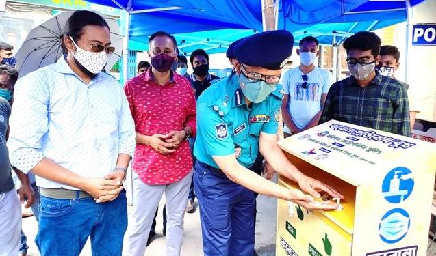 নগরীতে করোনা প্রতিরোধ বুথ উদ্বোধন করলেন বিএমপি কমিশনার