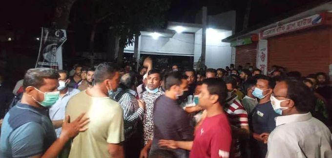 ইউএনও’র বাসভবনে হামলা ঃ দুই মামলার শুনানি সেপ্টেম্বরে