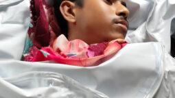 মোবাইল কেনার টাকা না পেয়ে শিক্ষার্থীর আত্মহত্যা