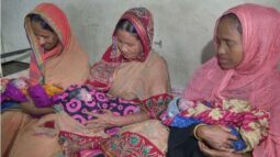 বরিশালে এক মায়ের গর্ভে জন্ম নেয়া  তিন কন্যার নাম রাখা হল স্বপ্ন-পদ্মা-সেতু
