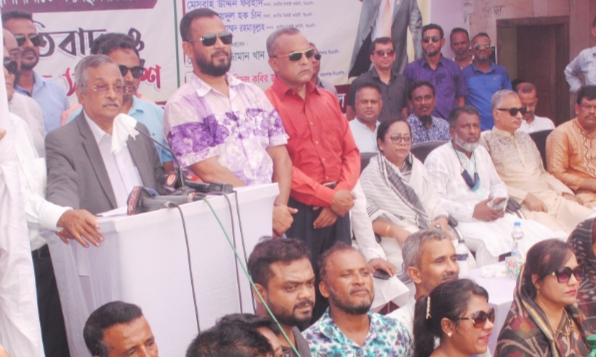 এই অবৈধ সরকারকে আগে ক্ষমতা থেকে বিদায় নিতে হবে- এ্যাড জয়নাল আবেদীন