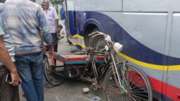 বরিশালে শ্যামলী পরিবহনের বাসচাপায় নারীসহ নিহত ২