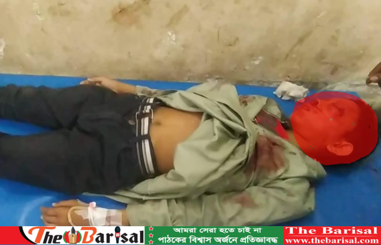 পটুয়াখালীতে মোটরসাইকেল নিয়ন্ত্রণ হারিয়ে পর্যটকের মৃত্যু