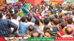 বরিশালে বিএনপির সমাবেশে ছাত্রদল-স্বেচ্ছাসেবক দলের মধ্যে সংঘর্ষ