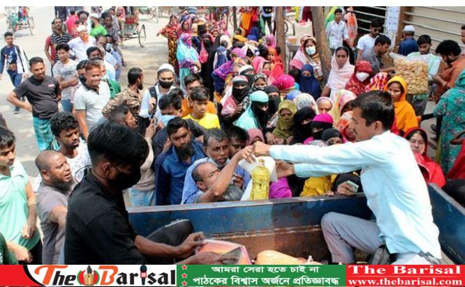 আজ থেকে টিসিবির পণ্য বিক্রি শুরু ॥ থাকছে না চিনি