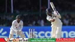 ৫২ রানের লিড নিয়ে ইনিংস ঘোষণা ভারতের