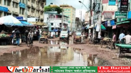 বরিশালের পোর্ট রোড সড়কের বেহাল দশা